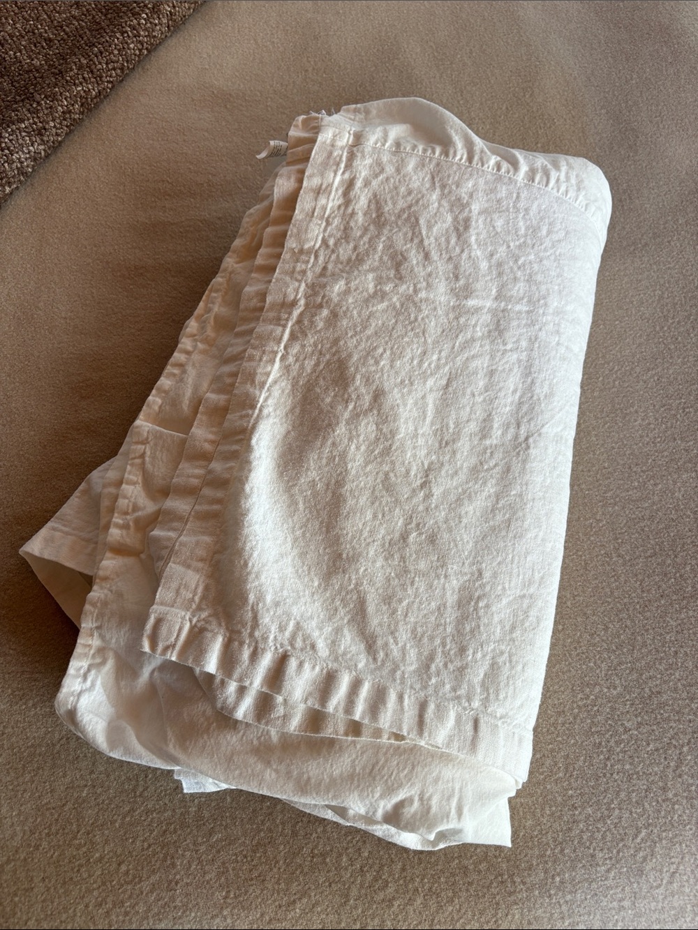Pottery Barn Cream Ruffled Linen Duvet Cover